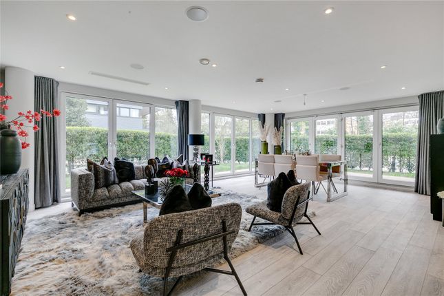 Thumbnail Flat for sale in Halcyon Close, Barnes, London