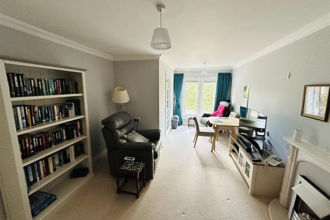 Flat 36, Pegasus Court, Brampton Way, Portishead photo 3