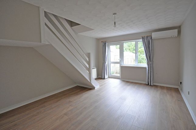 72, St Davids Crescent, Newport photo 4