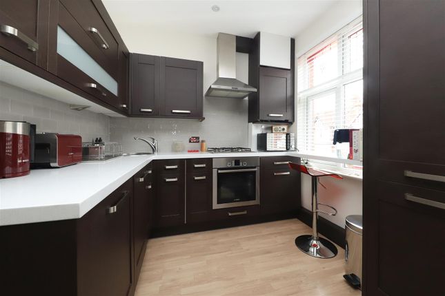 40B, Somerset Road, Harrow photo 3