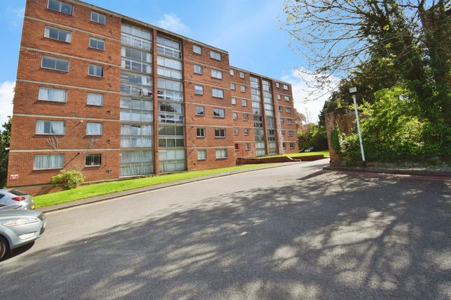Flat for sale in Stoughton Road, Leicester
