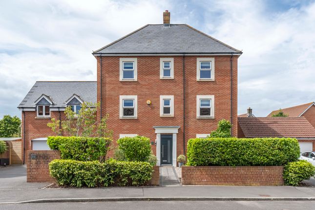 Thumbnail Detached house for sale in Fennel Road, Portishead, Bristol