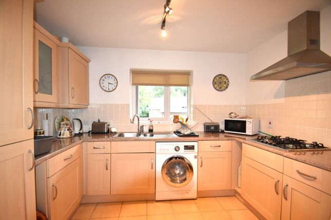 14, Chairmans Walk, Denham photo 3