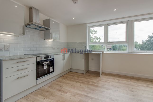 2a, Broadway North, Basildon photo 3