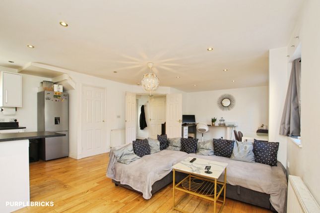 Parkinson Drive, Chelmsford photo 4