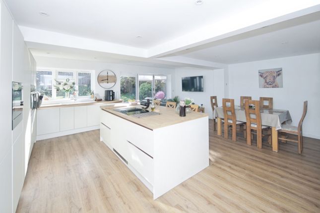 97, Wingfield Road, West Midlands photo 3