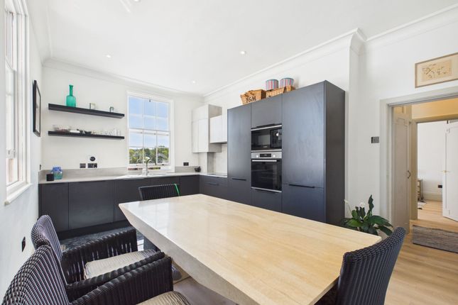 Flat 7, Wyddrington House, Cheltenham photo 2