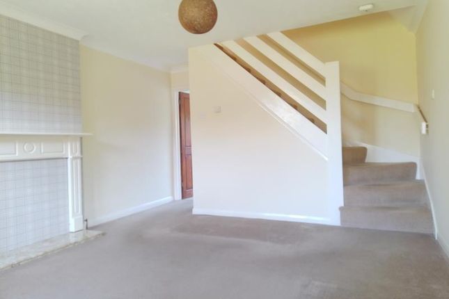 11, Elise Close, Bournemouth photo 2
