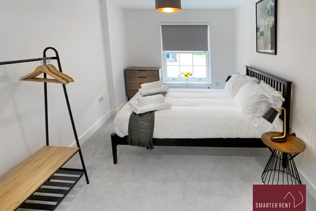 Flat 2 Turks Head Court, Eton Court, Windsor photo 4