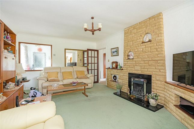 Bungalow for sale in Beech Road, Thame