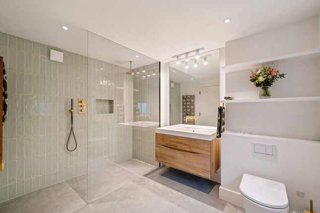 22, Lancaster Place, London photo 4