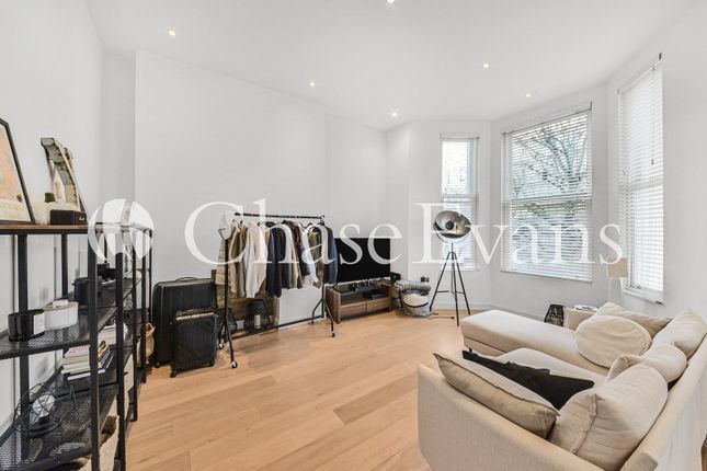 Flat 103 (1st Floor, Earlington), (30-31), Philbeach Gardens, London photo 4