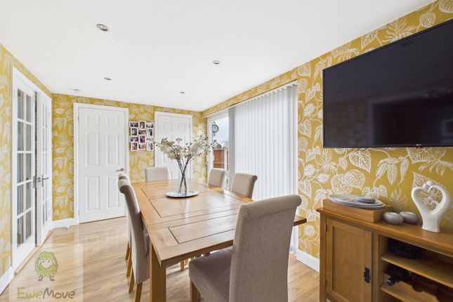 6, ST. LUKES WAY, ROCHESTER photo 4