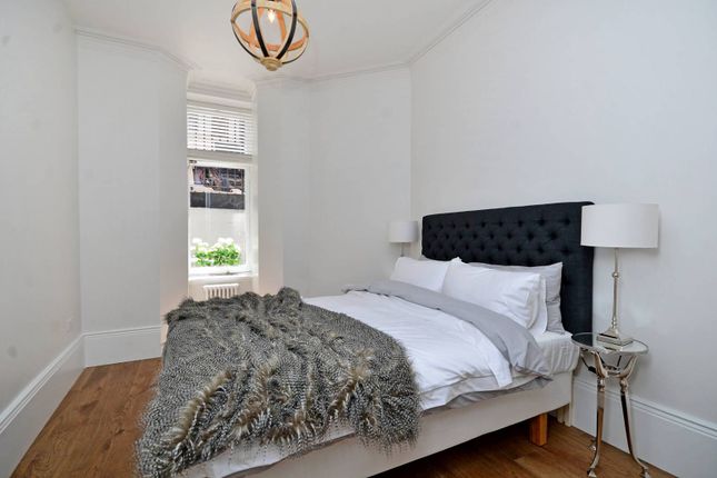 Flat to rent in Torrington Place, Bloomsbury, London