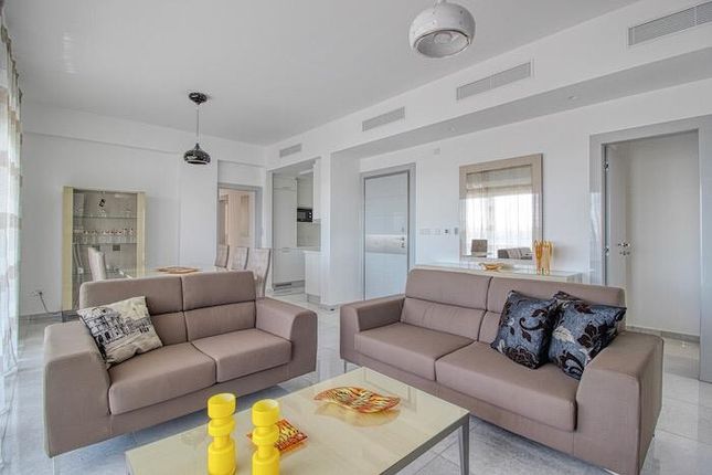 Thumbnail Apartment for sale in Limassol, Mesa Yitonia, Mesa Geitonia, Limassol, Cyprus