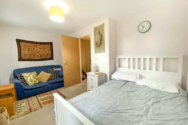 8, Huggett Close, Oxfordshire photo 5