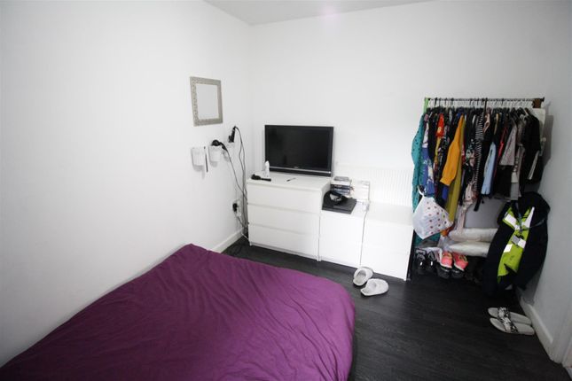 Flat 1 94, Wentloog Road, Cardiff photo 3