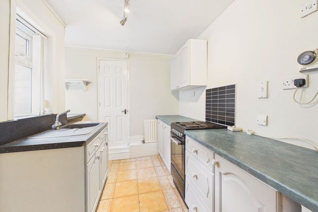 25 Stowell Terrace, Gateshead photo 3