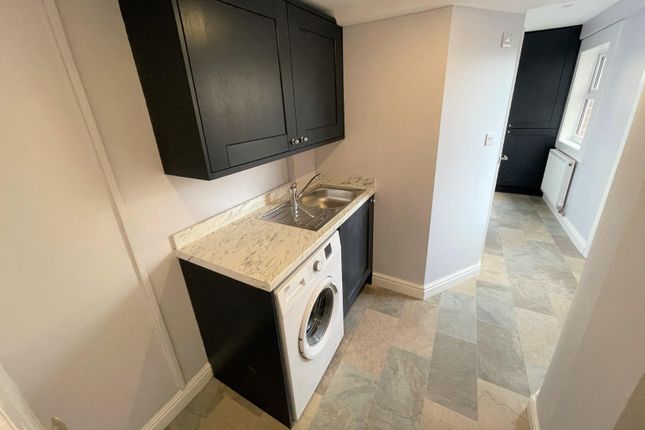 8, Roman Place, Leeds photo 4