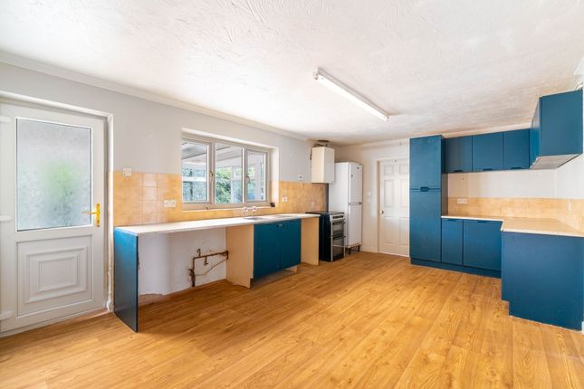 15 Wilburton Road, Ely photo 2