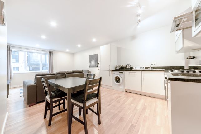 Thumbnail Flat to rent in 166 Tower Bridge Road, London