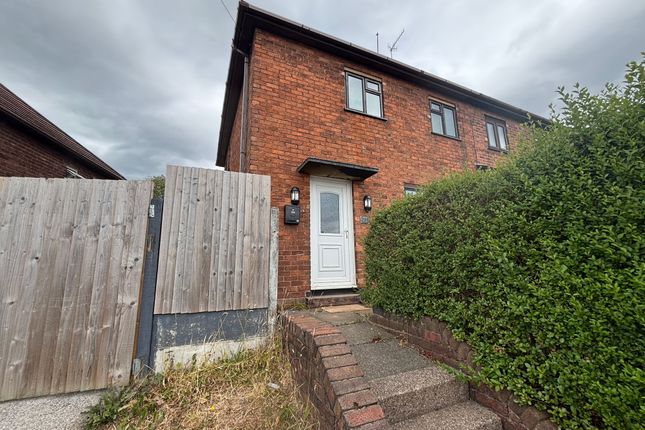 25 Brundall Oval, Stoke-On-Trent photo 2