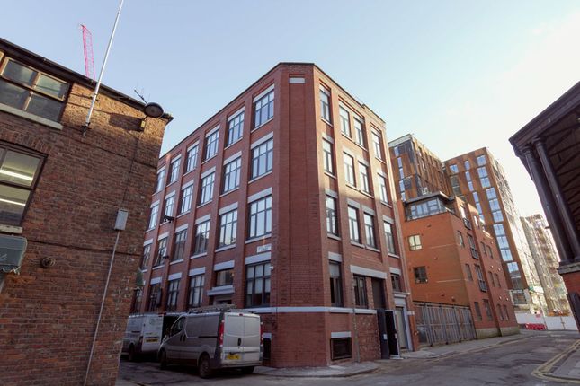 Flat to rent in Houldsworth Street, Manchester