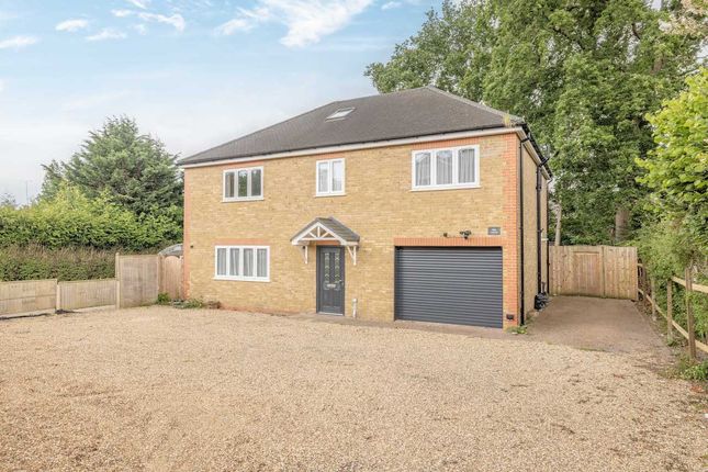 Thumbnail Detached house for sale in Bangors Road North, Iver Heath