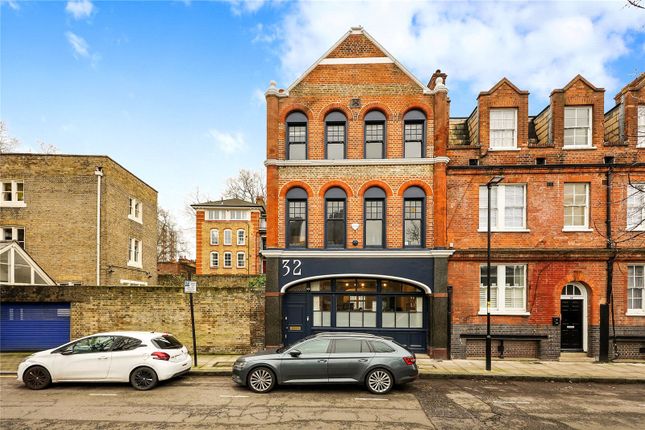End terrace house for sale in Mitchell Street, London