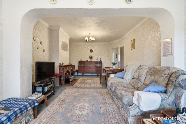 85, Oliver Road, Brentwood photo 3