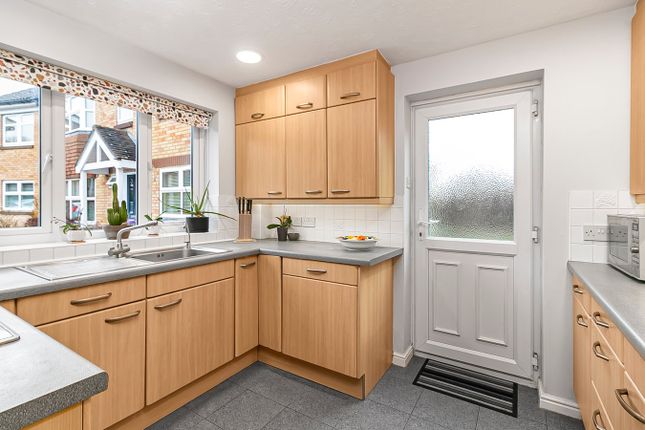 16, Rivett Close, Baldock photo 4
