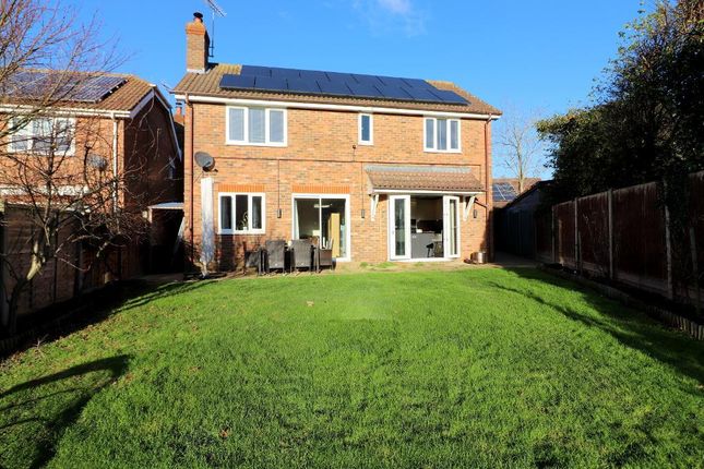 Detached house for sale in Washbrook Close, Barton Le Clay, Bedfordshire