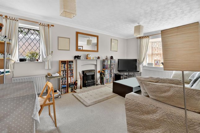 12, Stonefield Avenue, York photo 2