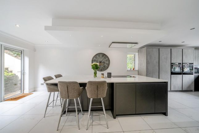 45, Elmstead Lane, Chislehurst photo 4
