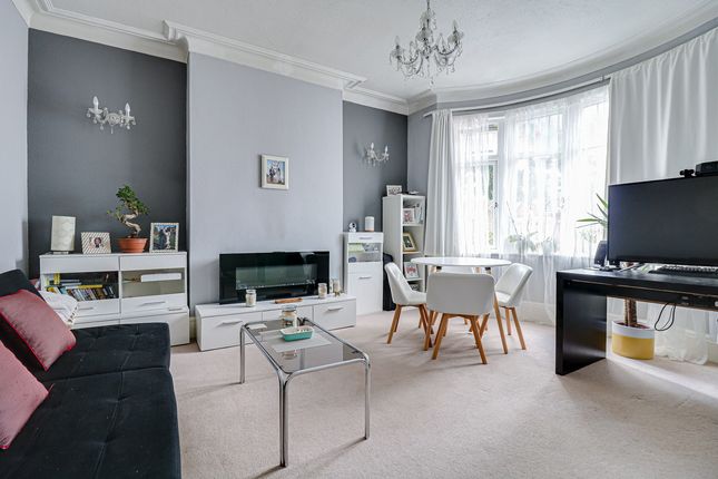 50b, Cheltenham Road, Southend-on-sea photo 2