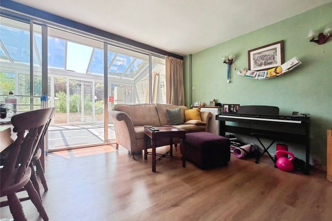99, Kneller Road, Twickenham photo 2