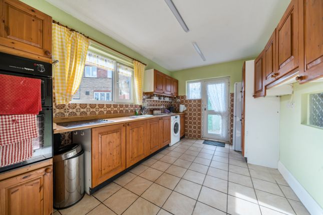 1, Humberston Terrace, Grimsby photo 3