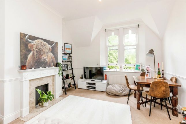Flat 10,, Pembroke Gate, Bristol photo 2
