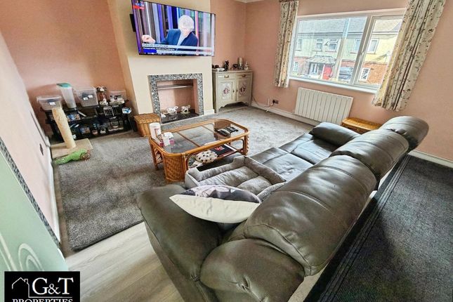 1 Hartland Avenue, Bilston photo 3