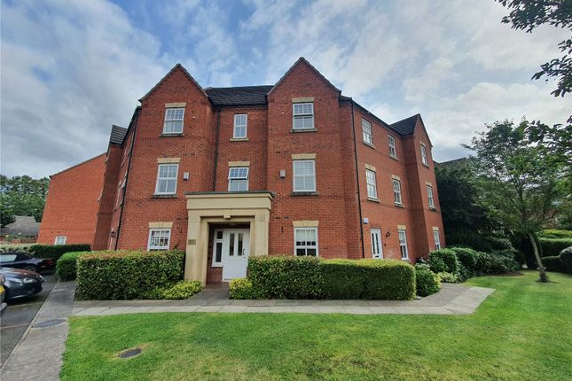 Thumbnail Flat for sale in Newton Square, Bromsgrove