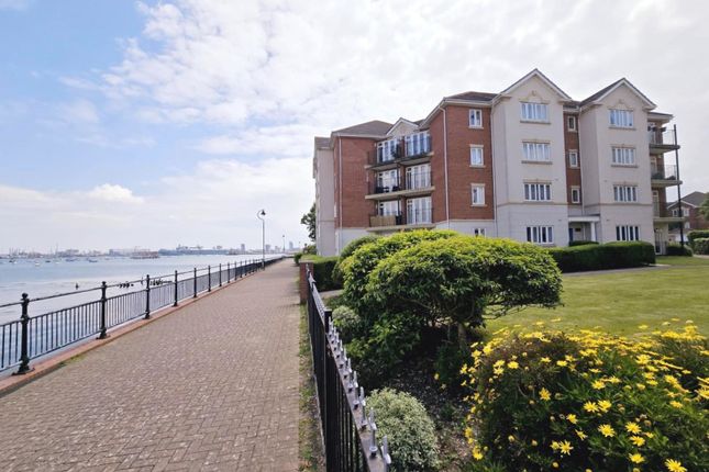 Thumbnail Flat for sale in Hayling Close, Priddys Hard, Gosport, Hampshire
