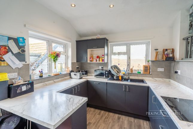 34 Goonwartha Road, Looe, Cornwall photo 2