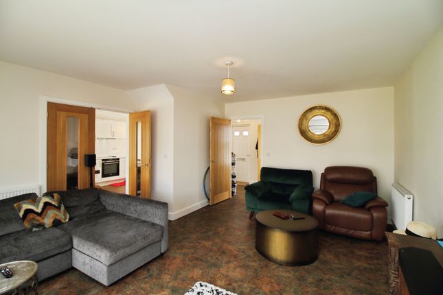 4, Bonita Walk, Colchester photo 3