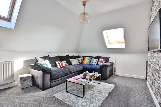 Flat 5, Samuel Lodge, 168, Albert Road, Dorset photo 2