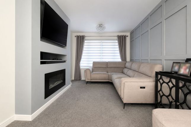 9, Widgery Way, Colchester photo 4