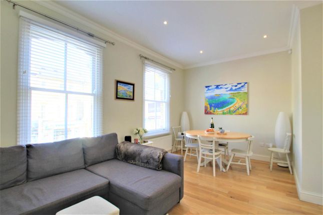 Thumbnail Flat to rent in Northcote Road, London