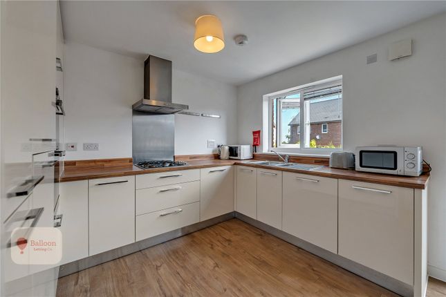 6 Bedroom Semi-Detached in BS16 1AH
