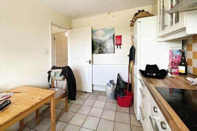 End terrace house for sale in Roseacre Close, Canterbury, Kent