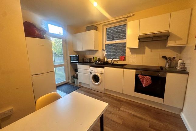 Room 2, 48, Neville Road, Bognor Regis photo 4