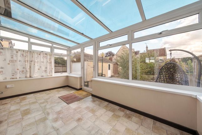 15, Moor Barton, Corsham photo 4
